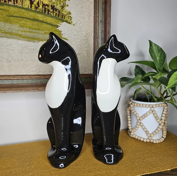 VTG MCM Ceramic Cat Figurines (Set of 2) - Picture 4 of 9